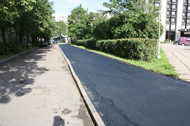 Как заделать выбоину на асфальте своими руками?